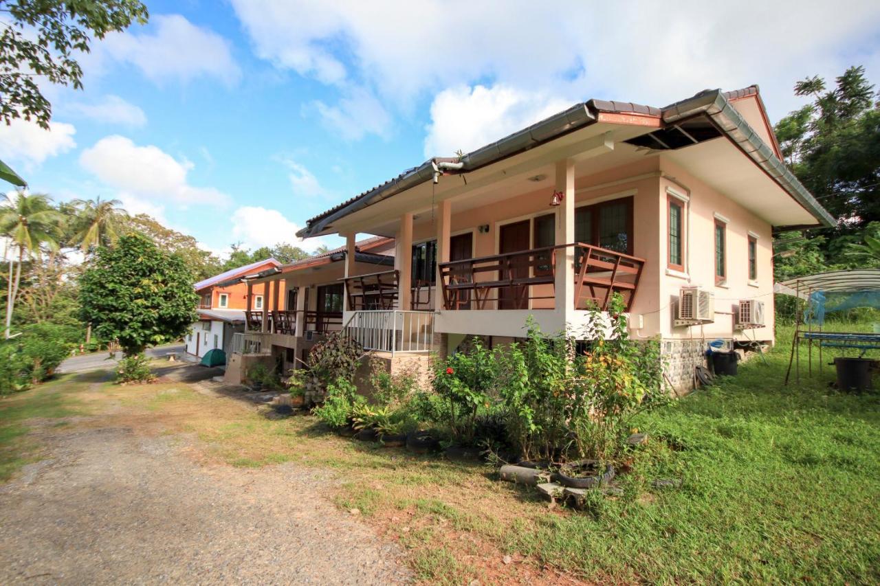 Hotel Oyo 75373 Chamil House Nai Harn Esterno foto