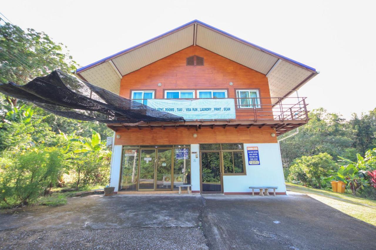 Hotel Oyo 75373 Chamil House Nai Harn Esterno foto