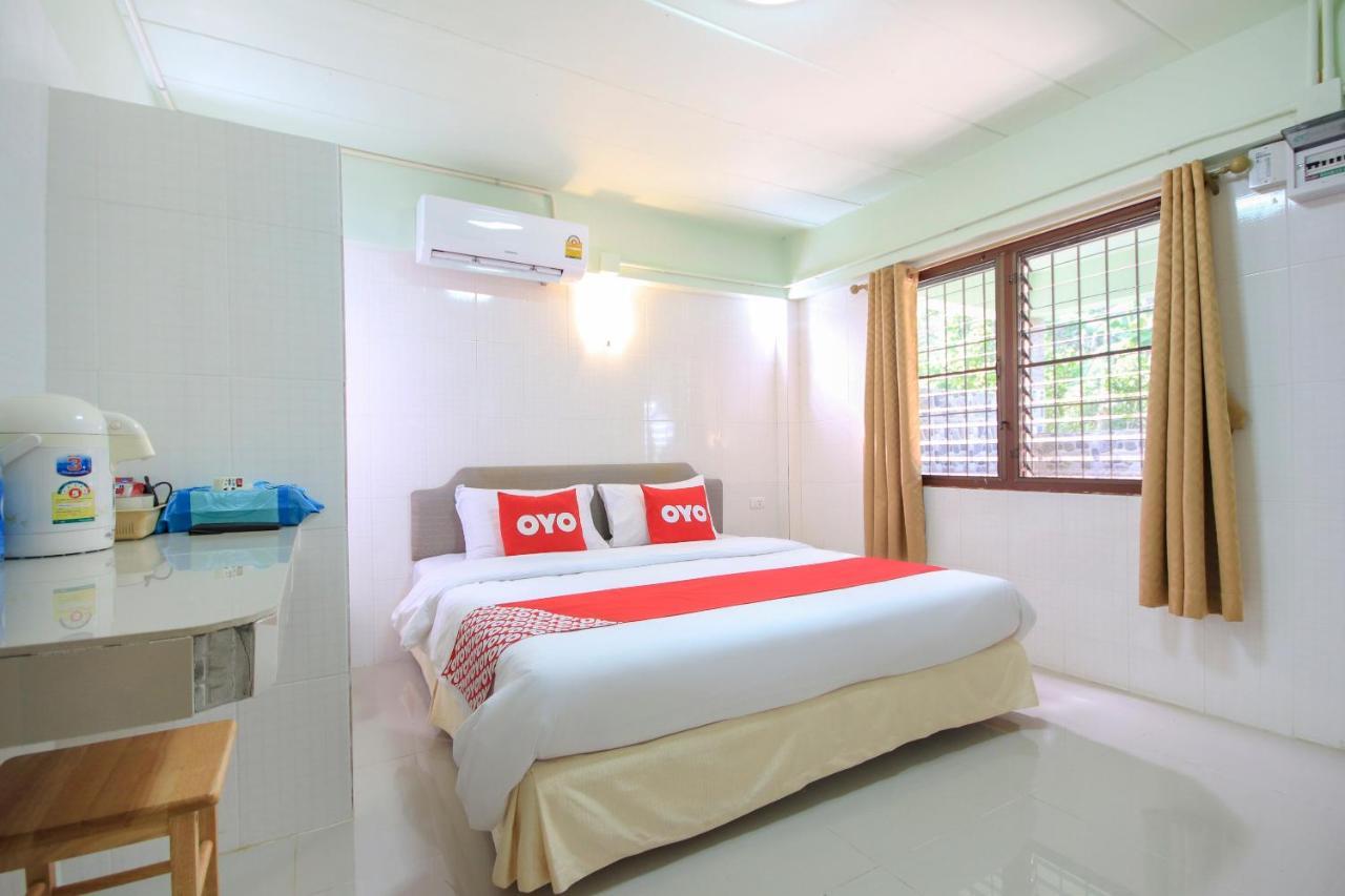 Hotel Oyo 75373 Chamil House Nai Harn Esterno foto