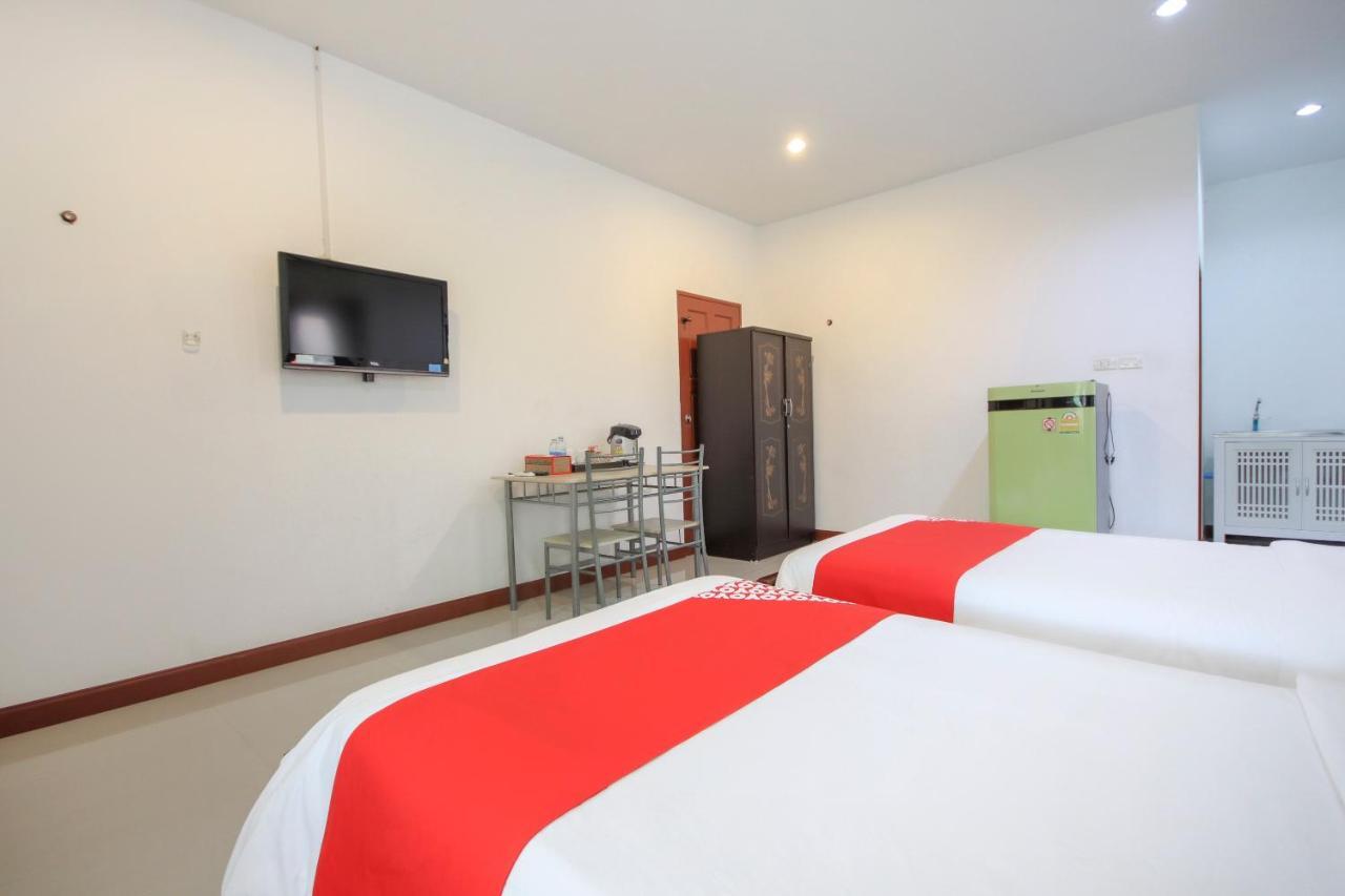 Hotel Oyo 75373 Chamil House Nai Harn Esterno foto