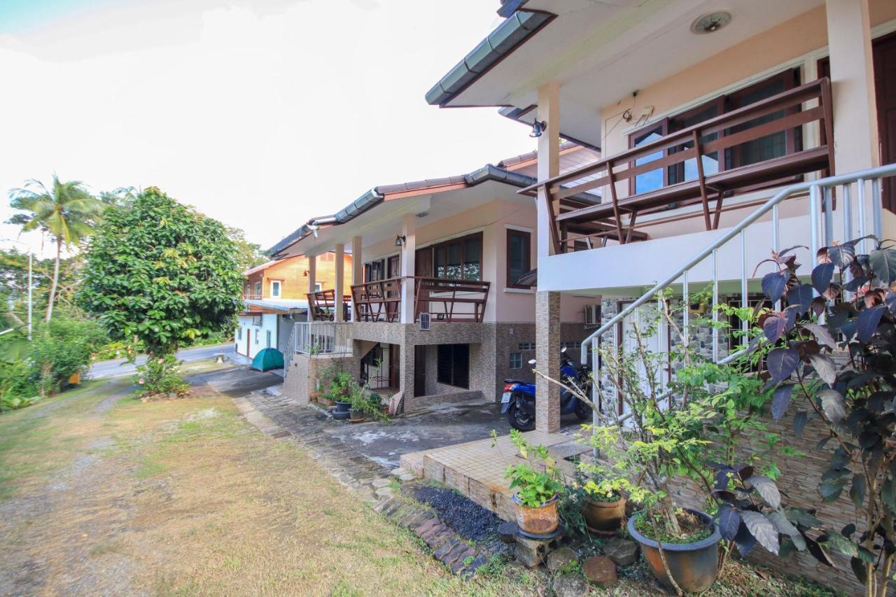 Hotel Oyo 75373 Chamil House Nai Harn Esterno foto